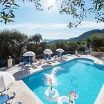 View Luxury
