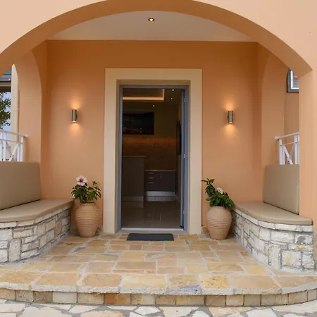 Ξενοδοχείο με διαμερίσματα View Luxury 4*