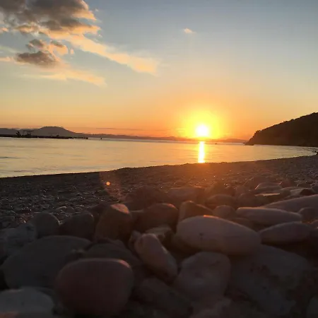 View Luxury 4* برباتي